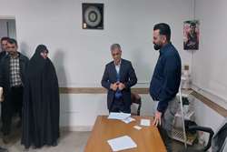 دومین میز خدمت دادگستری ویژه خانواده شهدا و ایثارگران در مشهد برگزار شد
