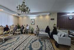 تجلیل مدیرکل بنیاد خراسان رضوی از خانواده شهیدان اهل تسنن و کارمند